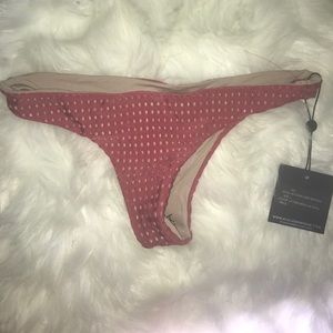 New acacia ho’okipa mesh bottoms in lychee